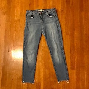 ZARA ✨ Trafaluc Stretch Skinny Jeans US 8